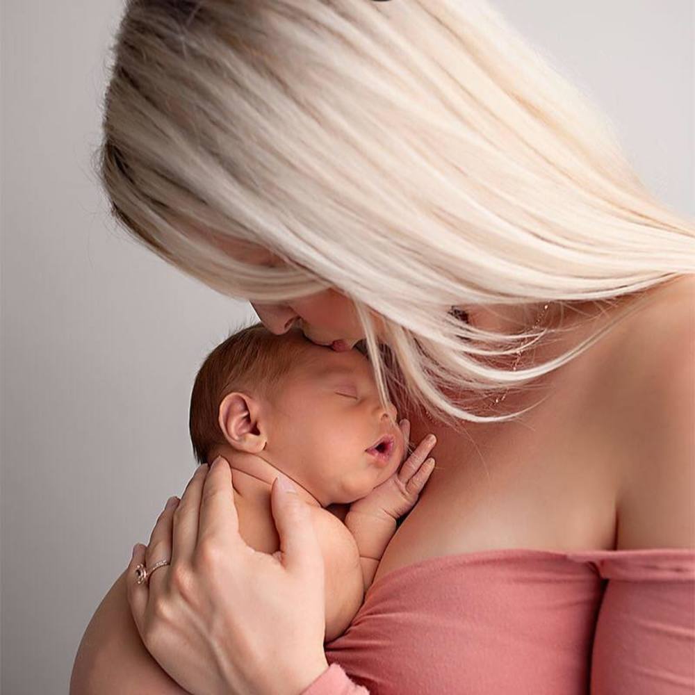 Meet your Posher, Elisha